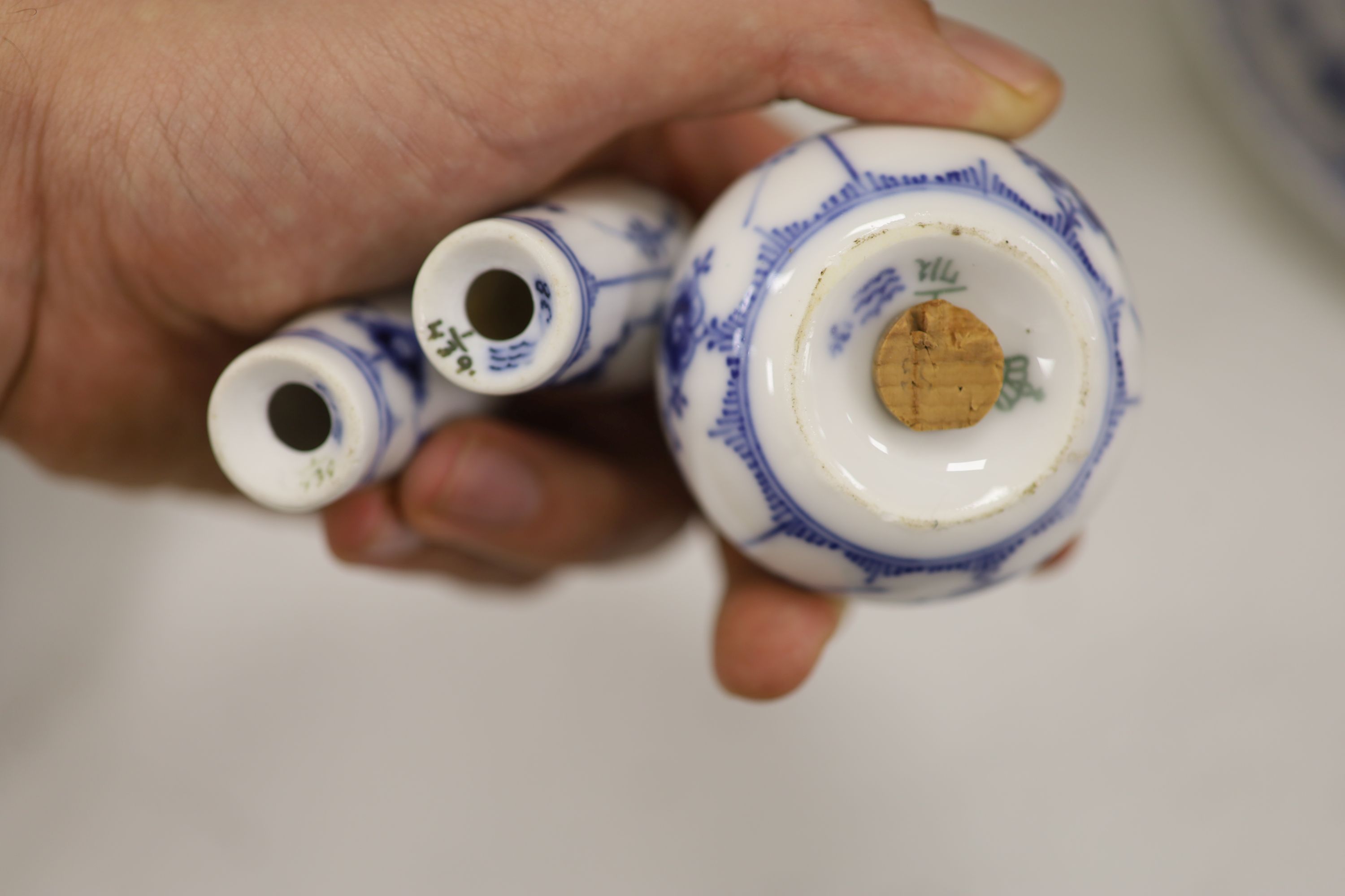 A Royal Copenhagen onion pattern part dinner service